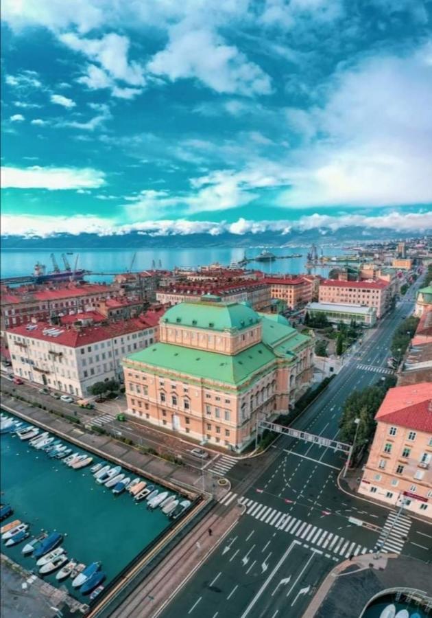 In The Centar Apartment Rijeka Ngoại thất bức ảnh
