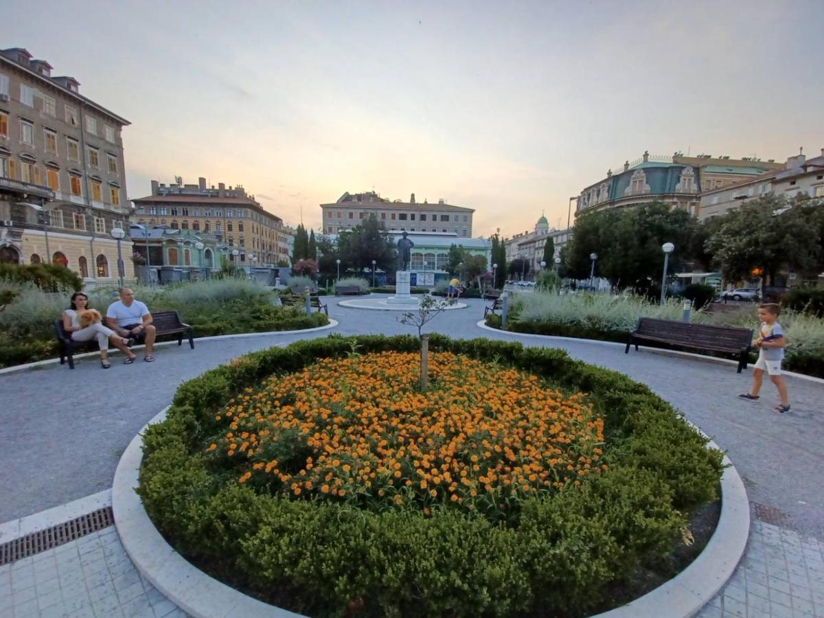 In The Centar Apartment Rijeka Ngoại thất bức ảnh